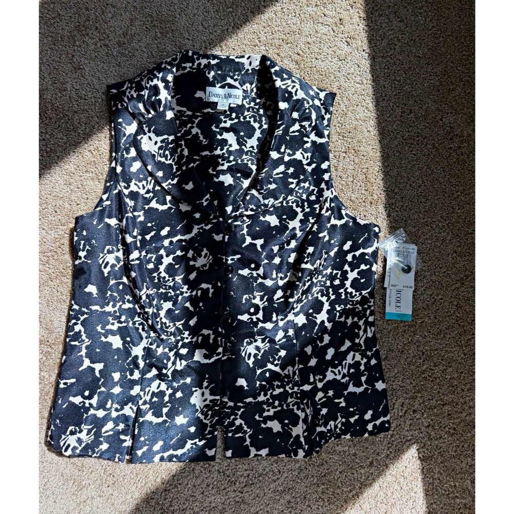 Danny & Nicole Women’s 16 Black/White Abstract Vest Button Front Lined